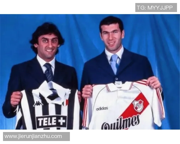 足球历史上最早的明星球员是谁他对运动的影响与贡献