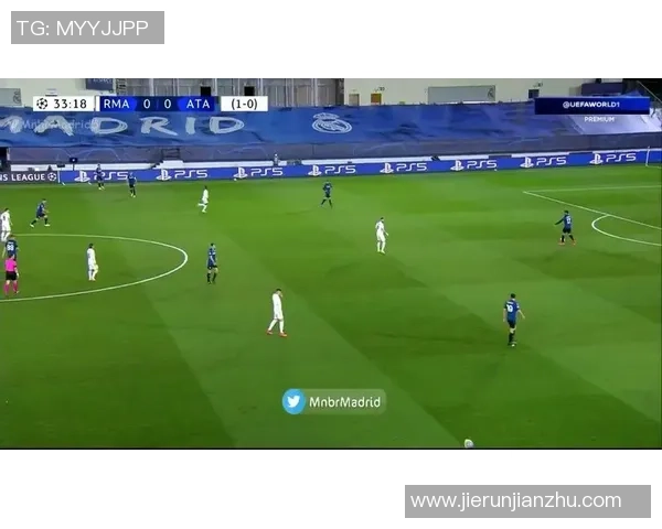 足球明星包内隐藏的秘密装备 揭开他们比赛背后的神秘物品